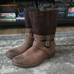 UGG Lorna Leather Boots In Coconut Shell